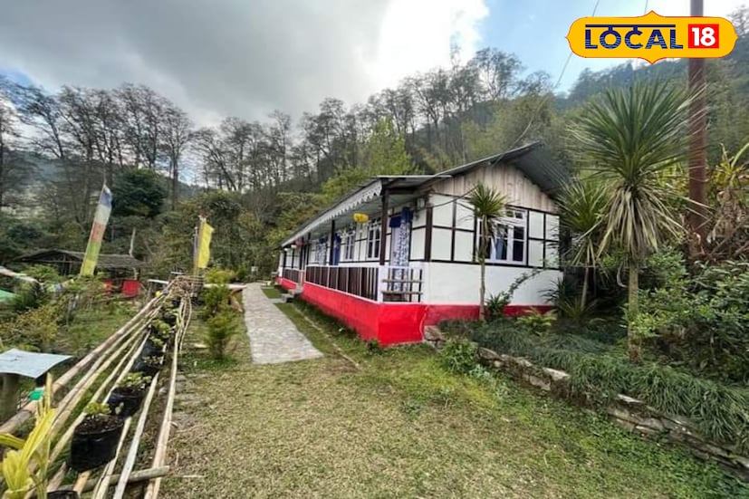 *এই গ্রামে তেমন লোকজনের আনাগোনা নেই। তাই এটিকে এখনও ভার্জিন অফবিট ডেস্টিনেশন হিসাবেই মনে করা হয়। মাত্র ৮ কিমি দূরেই আলগারা। আসার পথে চোখে পড়বে ফুটে রয়েছে রোডোডেনড্রন। এখান থেকে আপনি আলগারা, ইচ্ছেগাঁও, রামধুরাতেও যেতে পারবেন।