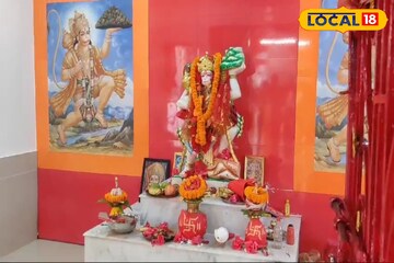 কে জিতবে ভোটে? রাত পোহালেই গণনা শুরু, তার আগে পুজোতে মন শাসকবিরোধী দুই প্রার্থীর কে জিতবে ভোটে? রাত পোহালেই গণনা শুরু, তার আগে পুজোতে মন শাসকবিরোধী দুই প্রার্থীর