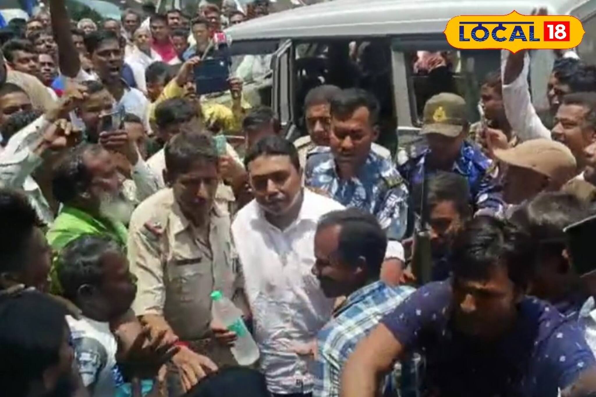 তৃণমূল জিততেই শাহজাহানকে ঘিরে ফিরল পুরনো উচ্ছ্বাস, 'জয় বাংলা' শুনে মুখে হাসি