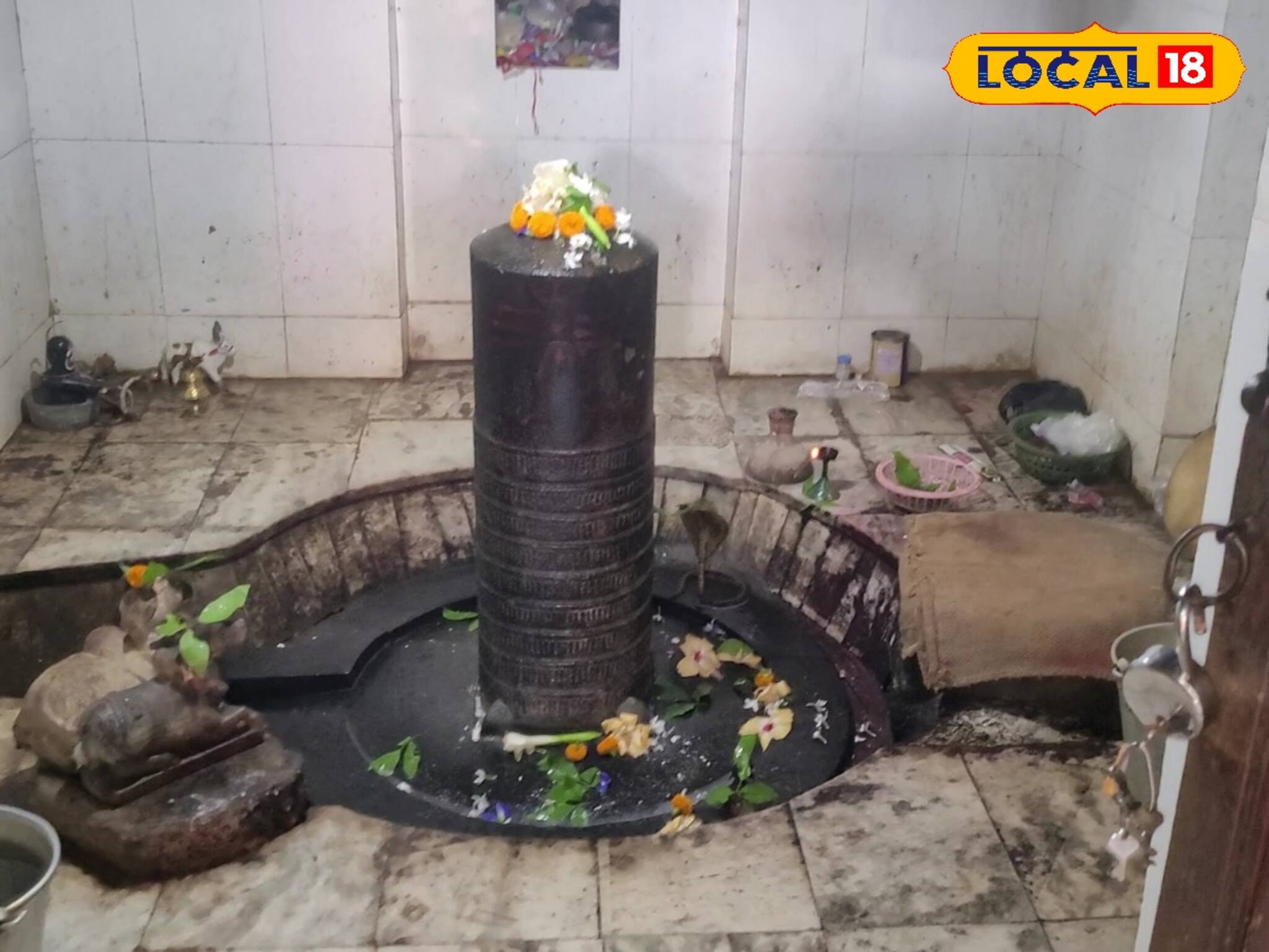 Ancient Shiva Temple: এখানেই নাকি ছিল চন্দ্রকেতুগড়, গাছগাছালির সবুজের মাঝে প্রাচীন শিবমন্দির, ঘুরে আসুন ছোট্ট ছুটিতে