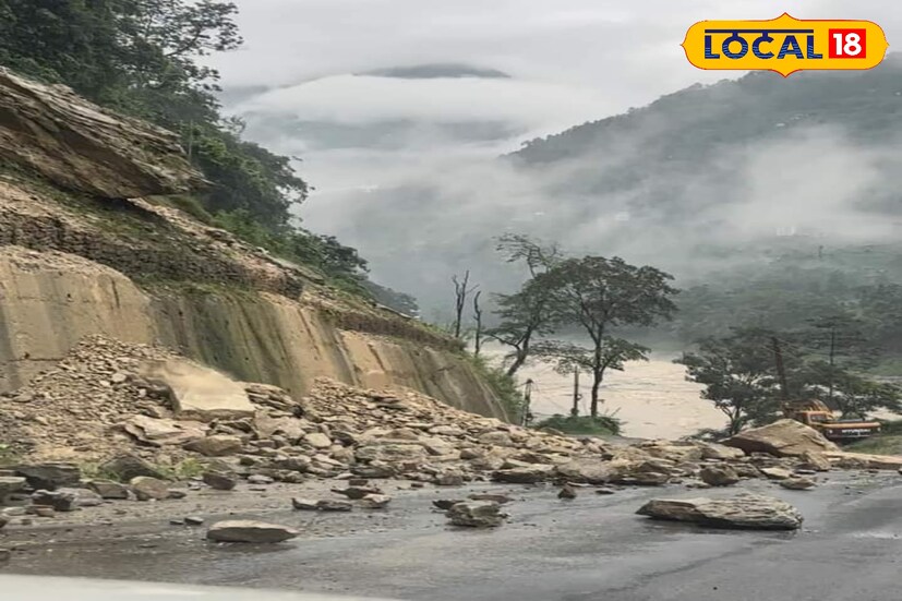 বর্ষা প্রবেশ করার পর কয়েকদিন থেকে উত্তরবঙ্গ সহ সিকিমে প্রবল বৃষ্টি শুরু হয়েছে। যার জেরে একদিকে তিস্তা সহ অন্য পাহাড়ি নদীগুলিতে জলস্ফীতি হয়েছে। 