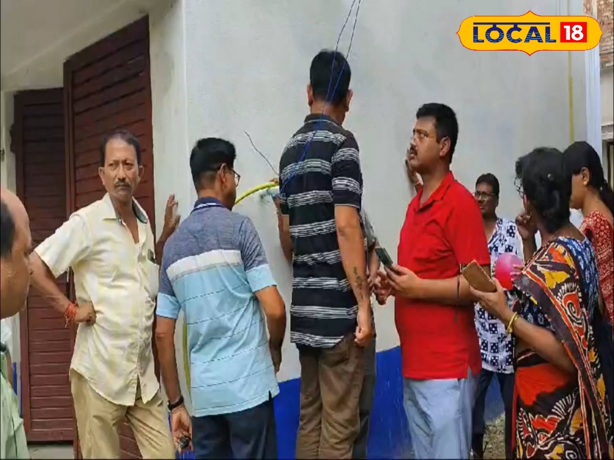 রাত বাড়লেই বিকট শব্দ, আতঙ্কে ঘুম উড়েছে এলাকাবাসীর! এত আওয়াজ কীসের? বড় শোরগোল