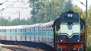 টিকিট কাটার জন্য বিশেষ সুবিধা রেলের।