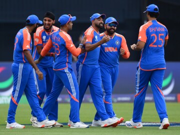 টি-২০ বিশ্বকাপে অর্শদীপ সিং গড়লেন এমন একাধিক রেকর্ড, যা কোনও ভারতীয় বোলারের নেই