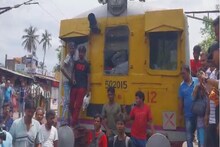 বিরাটিতে উদ্ধার হওয়া শিশুর মা সঙ্গে থাকা মহিলাই! তুলকালাম কাণ্ডের পর দাবি GRP-র