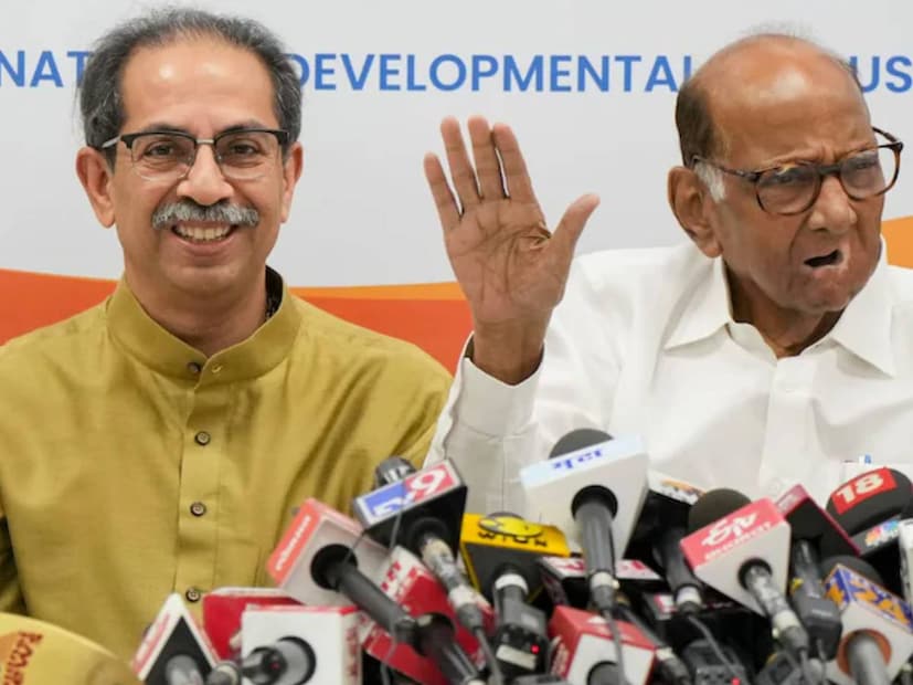 কিন্তু জনতার রায় হোক বা বিরোধীদের ব্যর্থতায, মহারাষ্ট্রে এবার এই বিরোধী দলনেতার পদটি থাকছে না। এখন প্রশ্ন, এতে আরও কতটা কায়েম হতে পারে শাসকের দাপট?