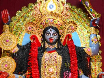 রাত পোহালেই ফলহারিণী কালীপুজো! জানুন বুধবার কখন শুরু হচ্ছে অমাবস্যা রাত পোহালেই ফলহারিণী কালীপুজো! জানুন বুধবার কখন শুরু হচ্ছে অমাবস্যা