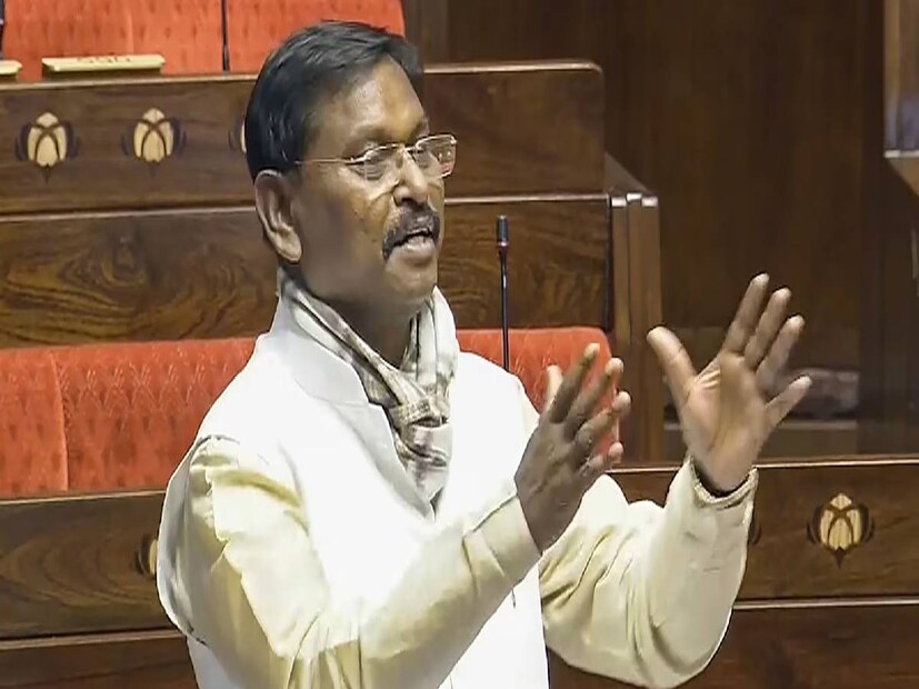 অর্জুন মুন্ডা: ঝাড়খণ্ডের খুন্তি কেন্দ্রে শোচনীয় ভাবে পরাজিত হয়েছেন কেন্দ্রীয় উপজাতি বিষয়ক মন্ত্রী কালীচরণ মুন্ডা৷ তাঁর ভোটের ব্যবধান ১,৪৯,৬৭৫৷ 