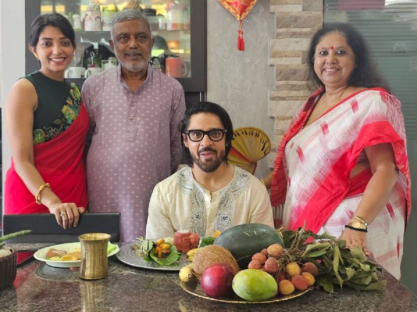 গৌরব চট্টোপাধ্যায় এবং দেবলীনা কুমার এই নিয়ে ৪ বার জামাইষষ্ঠী উদযাপন করলেন। বিধায়ক দেবাশিস কুমারের বাড়িতে মেয়ে-জামাইয়ের এলাহি খানাপিনার ছবি এল প্রকাশ্যে।