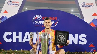 আরও তিন বছর লাল হলুদ জার্সিতে ক্রেসপো আরও তিন বছর লাল হলুদ জার্সিতে ক্রেসপো