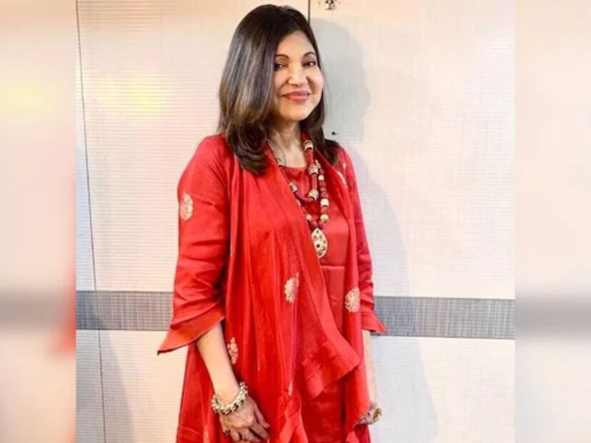 তাঁর কণ্ঠের জাদুতে শোনার জন‍্য মুখিয়ে থাকে ভক্তকুল। গায়িকা নিজেই বর্তমানে শ্রবণের সমস‍্যায় ভুগছেন। সোমবার ইনস্টাগ্রামে পোস্ট করে অলকা জানিয়েছেন তিনি বিরল স্নায়ুরোগে শ্রবনশক্তি হারিয়েছেন। 