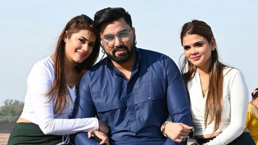এক ছাদের তলায় দুই বউ। সোশ্যাল মিডিয়ার দৌলতে এখন সকলে চিনে গিয়েছে তাঁদের। ইউটিউবার আরমান মালিক তাঁর দুই স্ত্রীকে নিয়ে একসঙ্গে সংসার করেন। দেখলে মনে হবে দুই বোন।