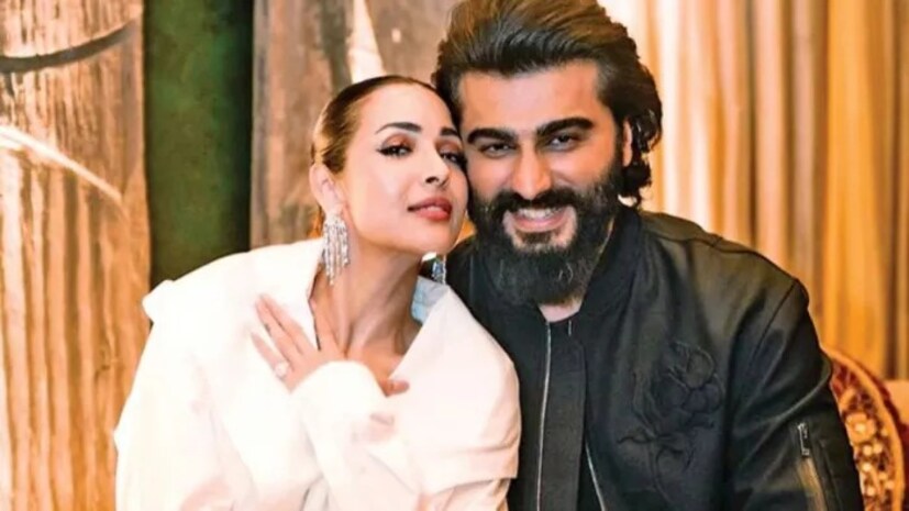 দীর্ঘ ৬ বছর ধরে একে অপরের সঙ্গে সম্পর্কে ছিলেন মালাইকা-অর্জুন৷  সেই সম্পর্কে ইতি টেনেছেন তাঁরা, তেমনটাই সূত্রের খবর৷ 