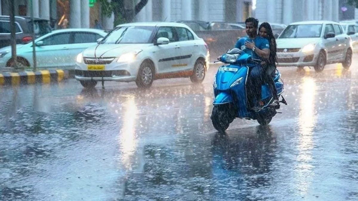 কলকাতার পাশাপাশি বৃষ্টি হবে হাওড়া এবং দুই ২৪ পরগনায়৷