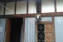 আচমকা স্ত্রীর চিৎকার-গোঙানির শব্দ, ঘরে ঢুকতেই ভয়াবহ দৃশ্য! আলতাপুরে চাঞ্চল্য