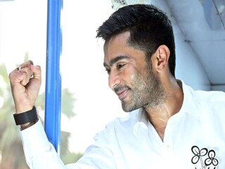 মুম্বই যাচ্ছেন অভিষেক