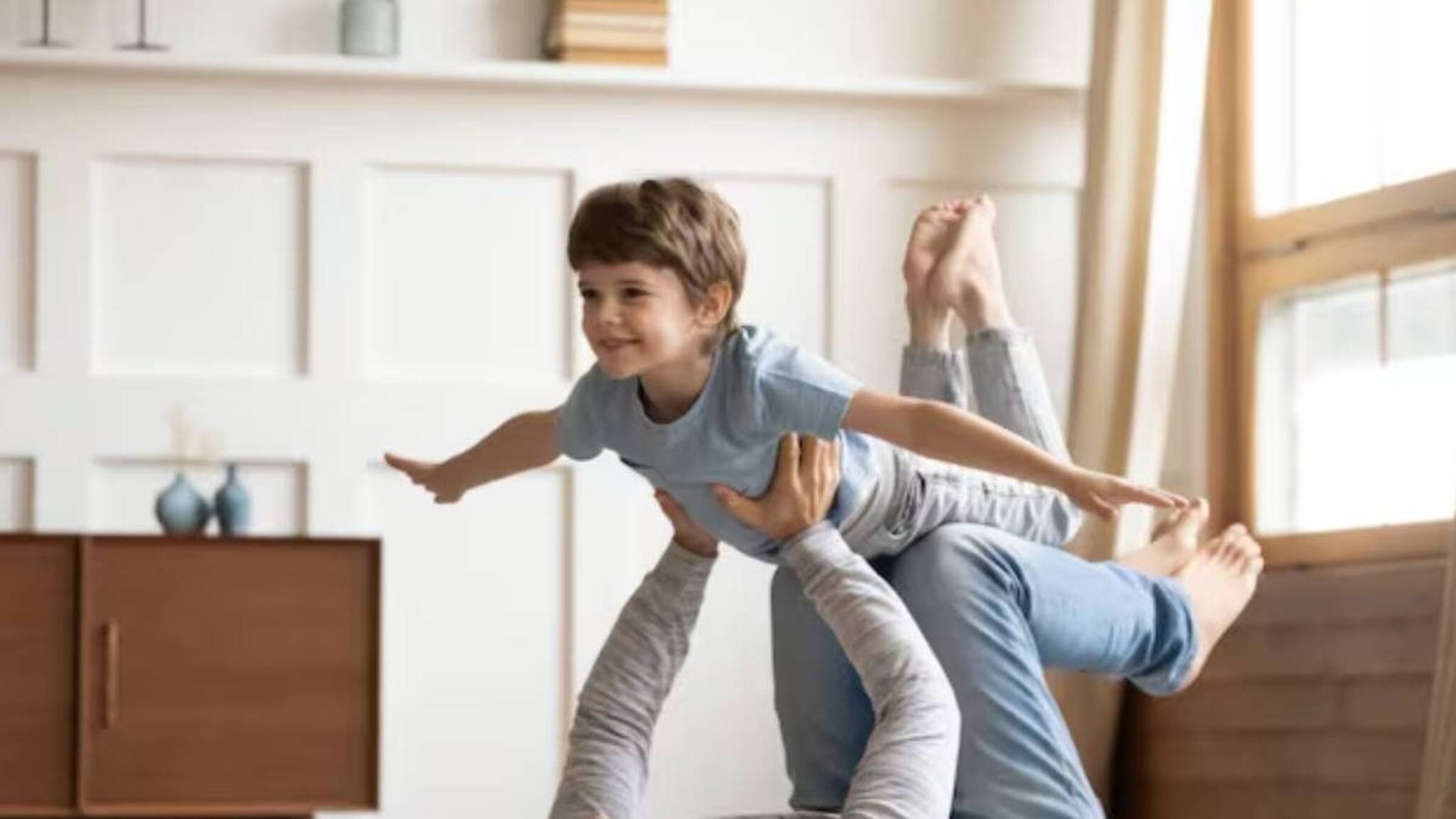 Becoming father after 40: বেশি বয়সে বাবা হওয়ার পরিকল্পনা? শুধু জটিলতা নয়, সন্তানের জন্যও ঘনাতে পারে বিপদ