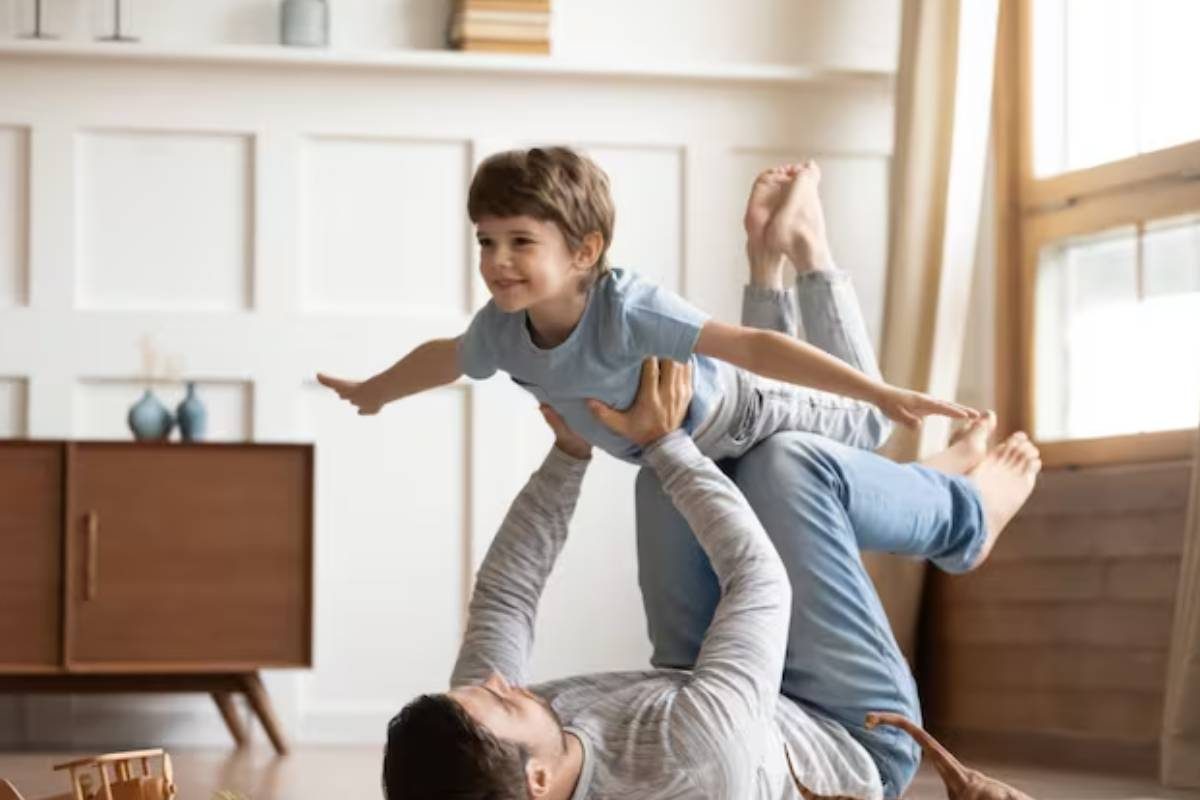 বেশি বয়সে বাবা হওয়ার পরিকল্পনা? শুধু জটিলতা নয়, সন্তানের জন্যও ঘনাতে পারে বিপদ বেশি বয়সে বাবা হওয়ার পরিকল্পনা? শুধু জটিলতা নয়, সন্তানের জন্যও ঘনাতে পারে বিপদ