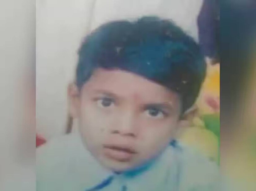 আমরা যে অভিনেতার কথা বলছি তিনি অভিনয় এবং নাচের দক্ষতার জন্য পরিচিত। ইংরেজি বলতে পারতেন না বলে হোটেলে চাকরির জন্য প্রত্যাখ্যাত হয়েছিলেন অভিনেতা। তারপর তিনি অভিনেতা হওয়ার সিদ্ধান্ত নেন এবং পরে বক্স অফিসে রাজত্ব করেন। চিনতে পারলেন নায়ককে?