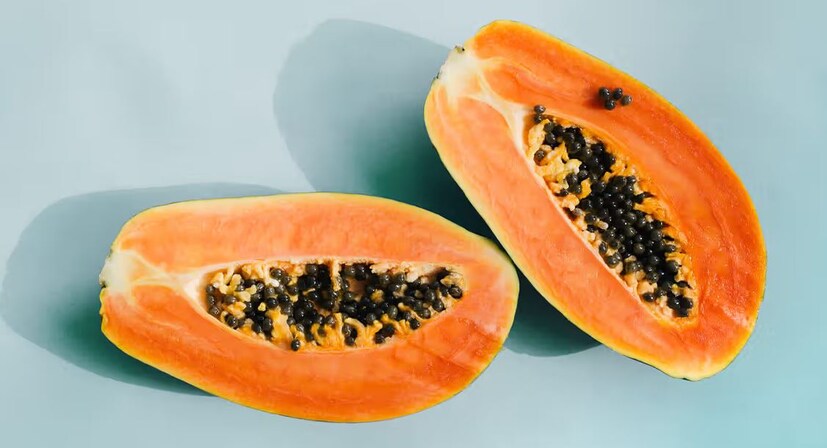 পাকা পেঁপেতে রয়েছে ভিটামিন, ফাইবার, অ্যান্টিঅক্সিড্যান্টসহ নানা রকমের পুষ্টি উপাদান, যা মানবদেহের জন্য অত্যন্ত জরুরি। প্রতিদিনের খাদ্যতালিকায় পাকা পেঁপে আপনার শারীরিক সুস্থতায় গুরুত্বপূর্ণ ভূমিকা রাখবে।