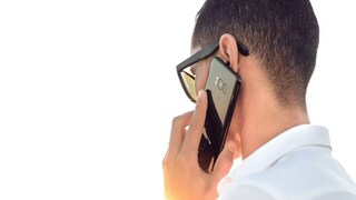 
কল ড্রপ কেন হয় এবং কীভাবে এই সমস্যার সমাধান করবেন? জেনে নিলে আর সমস্যায় পড়তে হবে না