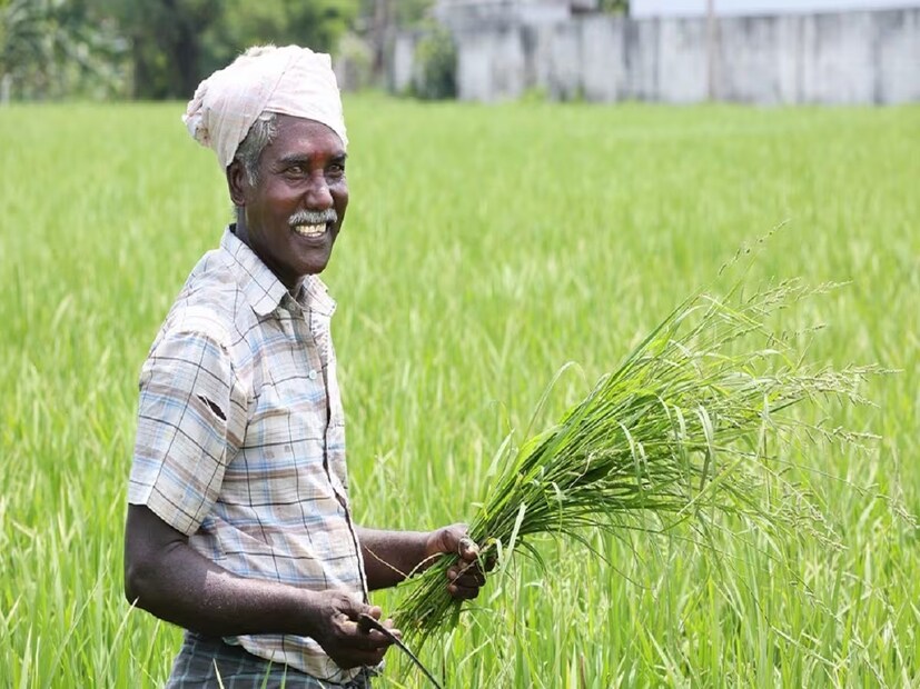 সুবিধাভোগী কৃষকদের ই-কেওয়াইসি আপলোড বাধ্যতামূলক করেছে সরকার। অনলাইনেই করা যাবে।