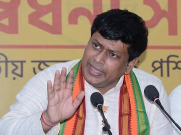 সুকান্ত মজুমদার।