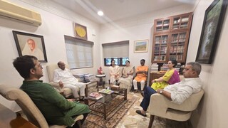 শরদ পাওয়ারের বাড়িতে বৈঠকে তৃণমূল 