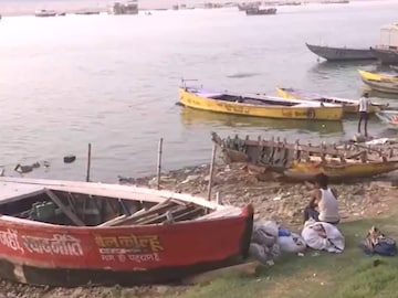 বারাণসীতে কমল গঙ্গার জলস্তর।