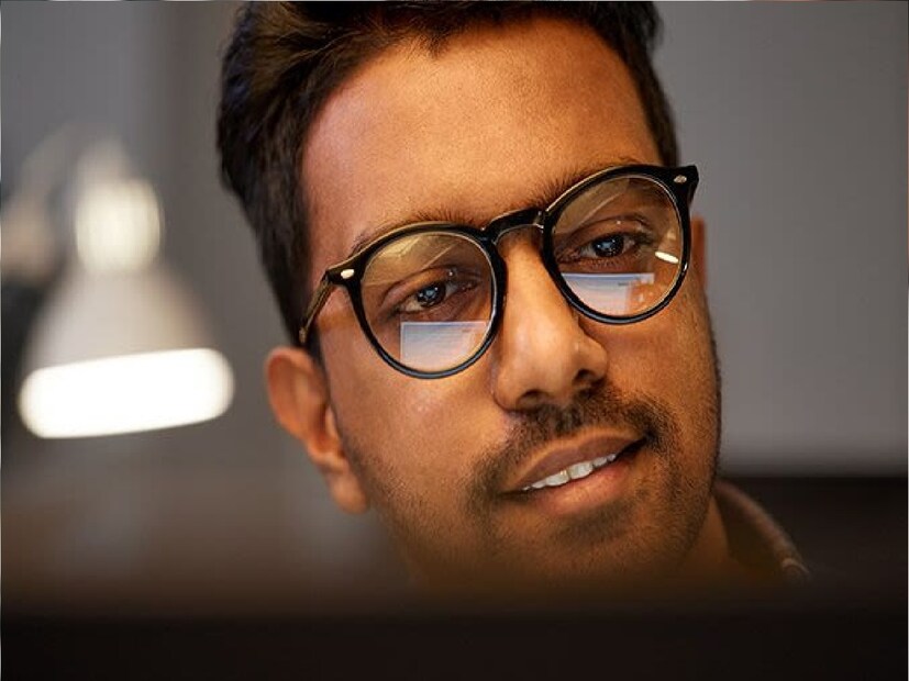 গোড্ডা থেকে অবসরপ্রাপ্ত চাকরিজীবী বিজয় কুমার সিং লোকাল18-কে বলেন যে, তিনি গত ১৪ বছর ধরে একটানা ব্যায়াম করছেন। চোখের সমস্যা এবং বয়সজনিত অনেক রোগ ব্যায়ামের কারণে আজ সেরে গিয়েছে। বৃদ্ধ বয়সেও তাঁকে যুবক বলে মনে হয়।