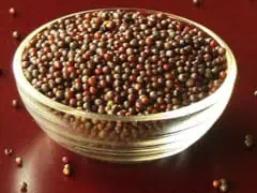 আয়ুর্বেদিক চিকিৎসক ডা. কিষাণ লাল জানালেন যে, ডায়াবেটিস রোগীদের জন্য সরষে খুবই কার্যকরী। এর সেবনে শরীরের ইনসুলিনের মাত্রা সঠিক ভাবে বজায় থাকে যাতে সুগার নিয়ন্ত্রণে রাখা যায়। এই কারণে ডায়াবেটিস রোগীদের ইনসুলিনের মাত্রা কমে না।