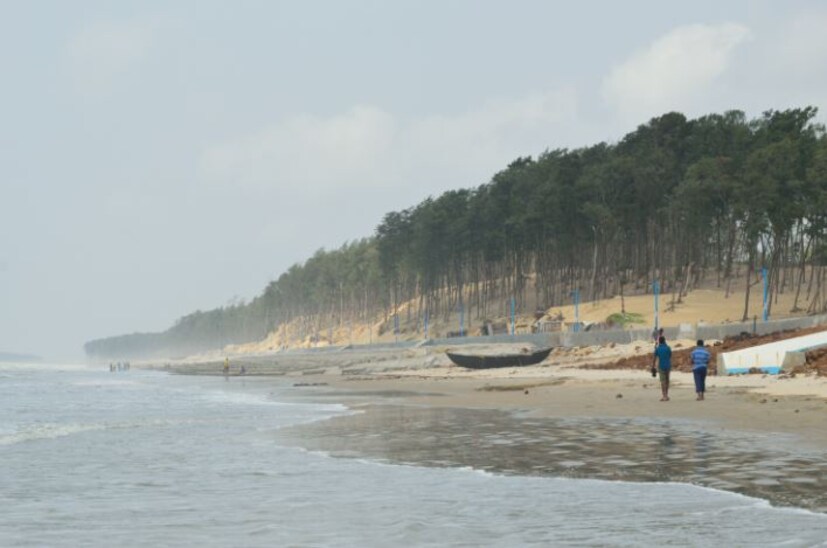 বিশেষ এই সাপ্তাহিক ট্রেনটির কারণে কলকাতা, উত্তর ও দক্ষিণ চব্বিশ পরগনার পাশাপাশি দক্ষিণবঙ্গের নদিয়া, মুর্শিদাবাদ-সহ বিভিন্ন জেলার পর্যটকরা সরাসরি কলকাতা থেকে ট্রেনে চেপে দিঘায় এসে পৌঁছে যাচ্ছে। এরপরে দিঘায় ভিড় বেড়েছে। আর তাতেই খুশির হাওয়া দিঘার পর্যটন শিল্প থেকে অন্যান্য ব্যবসায়ী মহলে। এ প্রসঙ্গে দিঘা শংকরপুর হোটেলিয়ার্স অ্যাসোসিয়েশনের যুগ্ম সম্পাদক বিপ্রদাস চক্রবর্তী জানান, দিঘায় দিন দিন ভিড় বাড়ছে। আগের তুলনায় অনেকটাই পর্যটক বেশি প্রতিটা উইকেন্ডে। দিঘায় এখন অফ সিজিন বলে কিছু নেই। তারপর এই বিশেষ ট্রেন যাতায়াতের কারণে সরাসরি কলকাতা থেকে পর্যটকেরা দিঘা এসে পৌঁছে যাচ্ছে। ফলে ভিড় আরও বাড়ছে। এর ফলে হোটেল ব্যবসায়ীদের লাভ হচ্ছে।