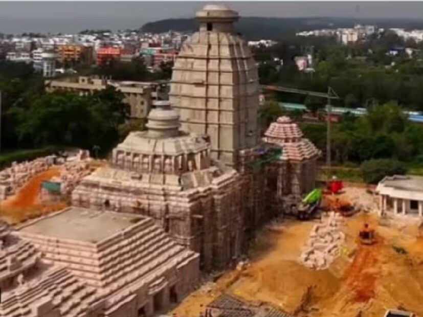 তাই রথযাত্রা নিয়ে এবার বড় ঘোষণা করলেন মুখ্যমন্ত্রী মমতা বন্দ্যোপাধ্যায়। তিনি জানালেন, পুরীর মতো দিঘাতেও আগামী দিনে রথযাত্রা উদযাপন হবে। 