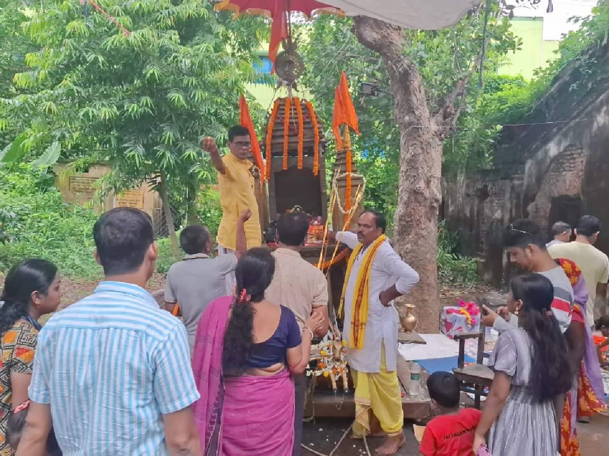 Rathyatra 2024 interesting facts: রথে থাকেন না জগন্নাথ-বলরাম-সুভদ্রা, বর্ধমানে আজও বিখ্যাত রাজবাড়ির রাজা-রানির রথ