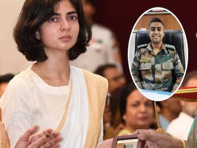 ভবিষ্যৎ পরিকল্পনায় মশগুল ছিলেন দুই তরুণ-তরুণী। জীবন, সন্তান, অবসর সব কিছু নিয়ে কথা হয়েছিল। পরদিন সকালে খবর এল স্বামী শহিদ হয়েছেন। কীর্তি চক্র সম্মান হাতে এমনটাই জানালেন শহিদ ক্যাপ্টেন অংশুমান সিংয়ের পত্নী স্মৃতি সিং। তিনি বললেন, মাত্র ৭-৮ ঘণ্টার মধ্যে যে এমন অঘটন ঘটে যেতে পারে বিশ্বাস করতে পারিনি। মানতে পারছিলাম না স্বামী আর পৃথিবীতে নেই।