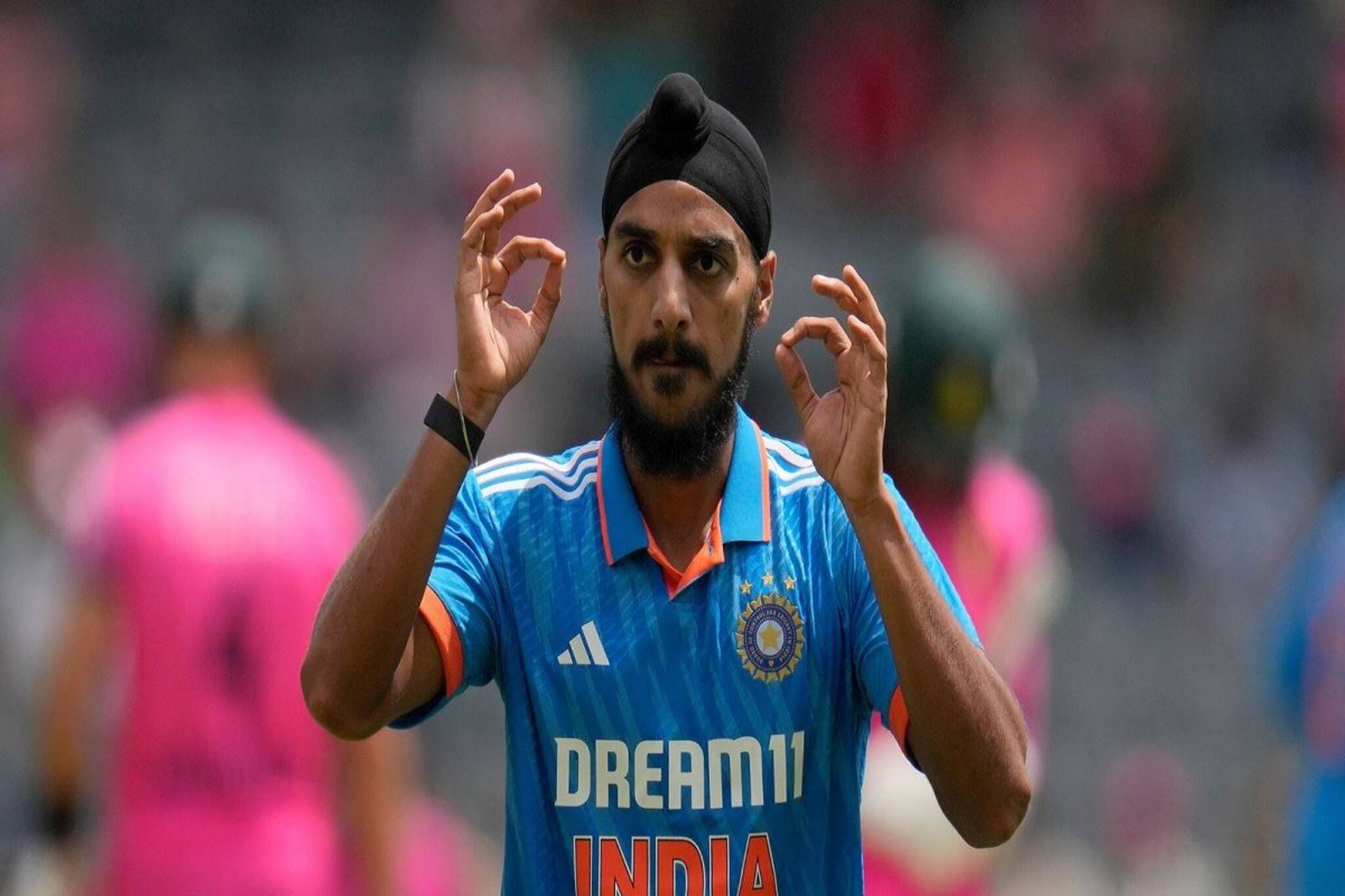 মাত্র ২৫ বছরেই এমন রেকর্ড গড়লেন অর্শদীপ, যা নেই কোনও ভারতীয় বোলারের!