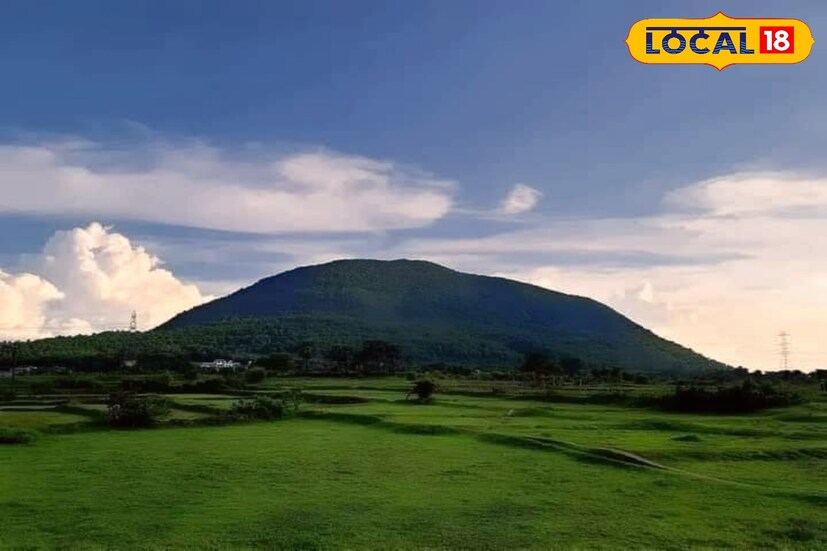 *বলাই বাহুল্য বিহারীনাথ পাহাড় এবং পাহাড় সংলগ্ন এলাকায় পর্যটকদের জন্য বিভিন্ন ধরনের থাকার 'অপশন'। হোটেল নিম্ন মধ্যবিত্ত থেকে শুরু করে উচ্চবিত্ত সকলের জন্য রয়েছে মন ভরানো ব্যবস্থা। সংগৃহীত ছবি। 