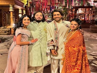 অনন্ত-রাধিকার বিয়েতে ধোনি ও সাক্ষী
