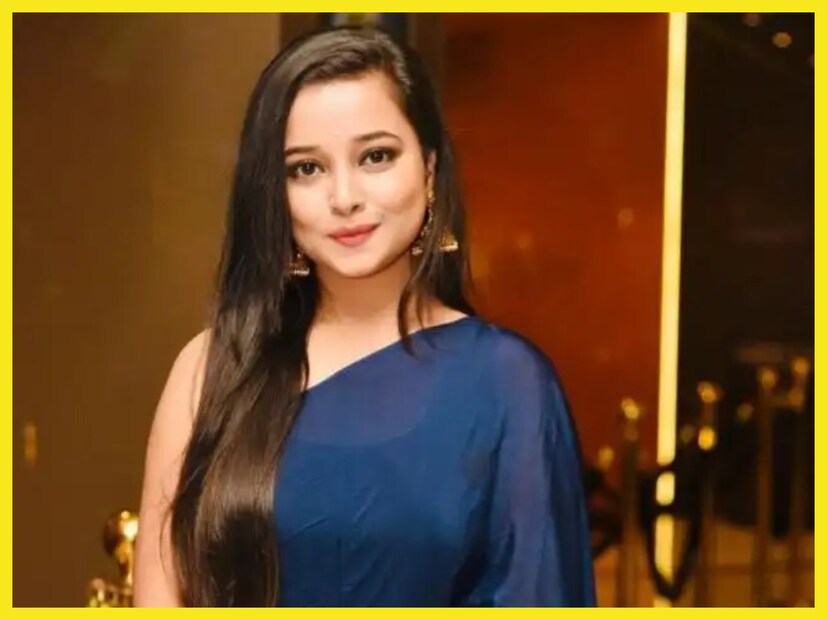 তার ব্যক্তিক্রমী নন, টেলিভিশনের অন্যতম পরিচিত মুখ প্রিয়াঙ্কা ভট্টাচার্য ৷ তিনিও ইনস্টাগ্রামে স্টোরি আপলোড করেন ৷ ছবি সৌজন্যে ইনস্টাগ্রাম ৷ 
