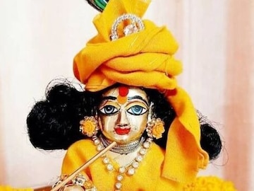 জন্মাষ্টমীতে খুলবে বন্ধ ভাগ্য! বিরল কাকতালীয় যোগে এভাবে পুজো করলে পাপ ধুয়ে সাফ জন্মাষ্টমীতে খুলবে বন্ধ ভাগ্য! বিরল কাকতালীয় যোগে এভাবে পুজো করলে পাপ ধুয়ে সাফ