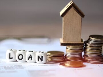 ৪০ বছর বয়সে Home Loan নিচ্ছেন? এই ৫ বিষয় অবশ্যই মাথায় রাখুন