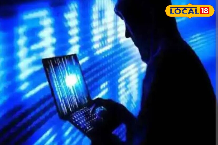 অনেক সময় হ্যাকারদের হাত থেকে সুরক্ষায় অ্যান্টিভাইরাস ব্যবহার করলেও সুরক্ষিত থাকেনা। অনেকেই কম্পিউটার হ্যাক হয়েছে কিন্তু বুঝতে পারেন না। তবে কয়েকটি লক্ষণ দেখলে সচেতন হন।