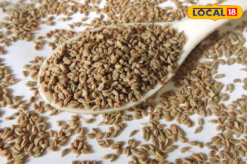 জোয়ান ভেজানো জল খেলেও খাবার দ্রুত হজম হয়। গ্যাস অম্বলের সমস্যা নিমেষে দূর হয়। তাই একটু ভারী খাবার খাওয়া হলে জোয়ানের উপর আস্থা করাই যায়। সুস্মিতা গোস্বামী 