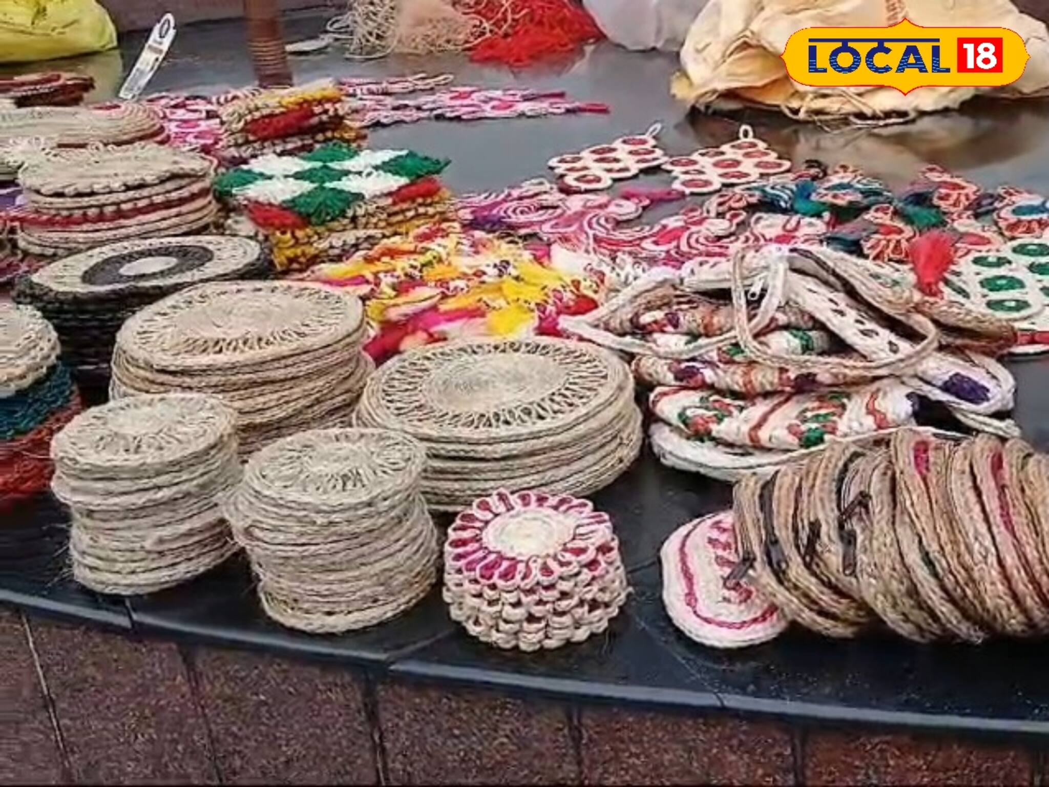 পাটের তৈরি জিনিস বানিয়ে স্বনির্ভর মহিলারা! মাসে মাসে ভাল আয়ের দিশা দেখাচ্ছে জুট