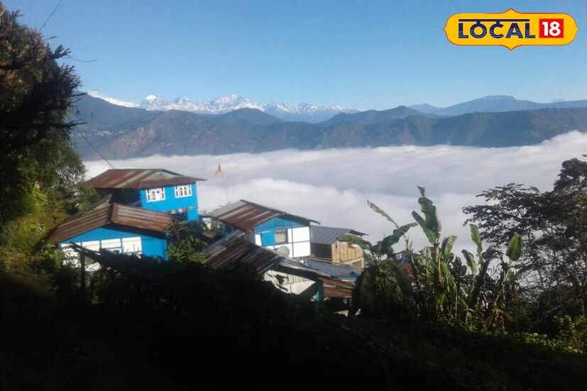 *পশ্চিমবঙ্গের কোলে বসে এভাবে সিকিমকে দেখার মজা কিজম ছাড়া খুঁজে পাওয়া কঠিন। এমনকী কিজমে বসে সিকিমের রাস্তার গাড়ি চলাচলও চোখে পড়ে। আর এই সিকিম ও কিজমের মাঝ দিয়ে বয়ে গিয়েছে রঙ্গীত নদী। 