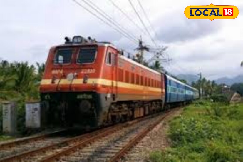 *সামনেই পুজো। এই পুজোয় যদি উত্তরবঙ্গের জঙ্গল, পাহাড়, নদীর আমেজ নিতে চান তা হলে আগেভাগেই বুকিং সেরে ফেলুন। কারণ, পুজোর সময় খুব একটা ফাঁকা পাওয়া যায় না এখানকার রিসর্টগুলি! শুধু তাই নয়,সময় পেরোতেই ছন্দে ফিরছে পাহাড়।