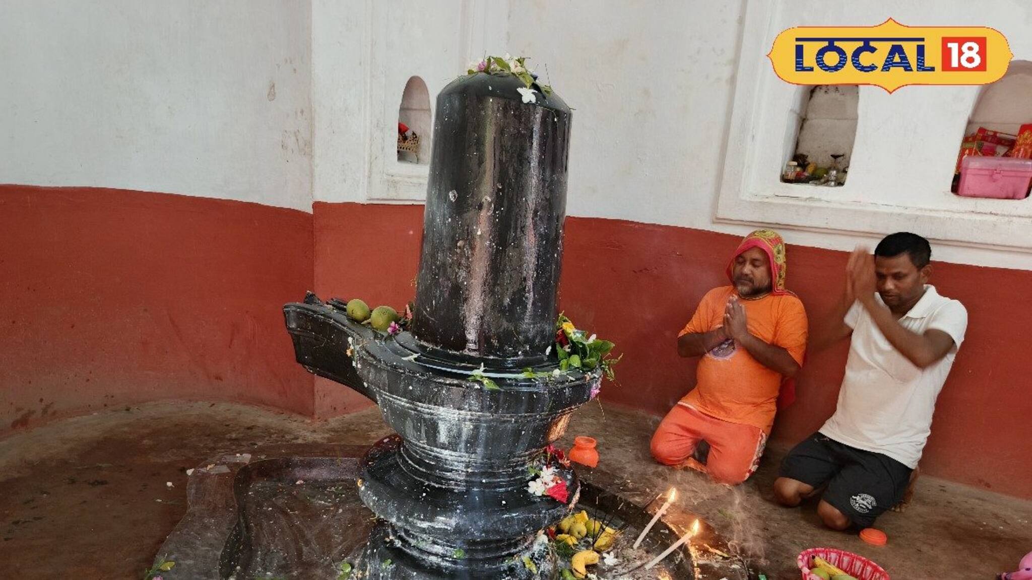 বিষ্ণুপুরে না হয়েও এই মন্দিরে দেখা যায় টেরাকোটা শিল্প! শ্রাবণ মাসে সে কী ভিড়