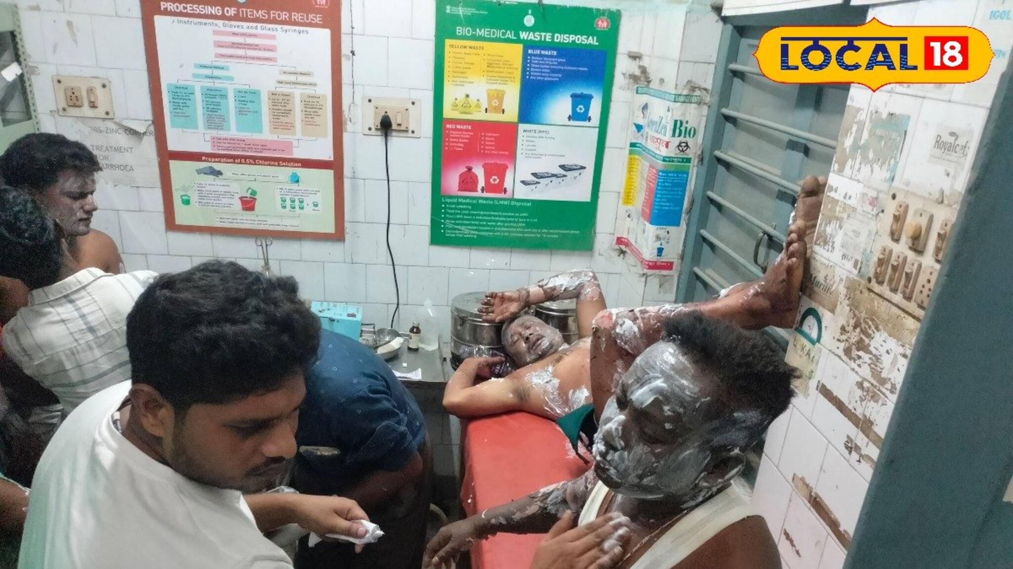 ভরা বাজারে হঠাৎই বিশাল আওয়াজ! ছিটকে পড়লেন কুড়ি জন! তারপর...