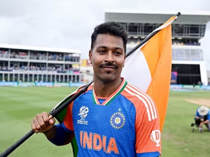 তিনি বলেন, “জয়ের পুরো কৃতিত্ব বুমরাহ এবং শেষ ৫ ওভারে যাঁরা বল করেছেন তাঁদের। আমি প্রতিটা বলে নিজের ১০০ শতাংশ দিতে চেয়েছিলাম। চাপের মধ্যে খেলা সবসময় উপভোগ করি। তবে সবচেয়ে খুশি হয়েছি রাহুল দ্রাবিড়ের জন্য”। রোহিত এবং বিরাটের আন্তর্জাতিক টি২০ থেকে অবসর নেওয়ার প্রসঙ্গও উঠে আসে, “ভারতীয় ক্রিকেটের দুই কিংবদন্তী। এই জয় ওঁদের প্রাপ্য ছিল। এত বছর একসঙ্গে খেললাম। ওঁদের মিস করব”।