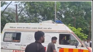 ঘটনায় আহত হয়েছেন বেশ কয়েকজন৷ 